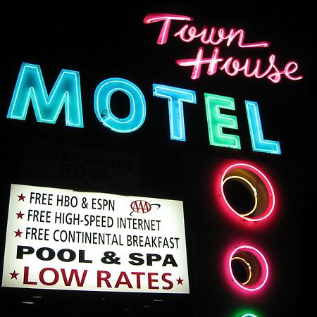 Town House Motel Lancaster Exteriér fotografie