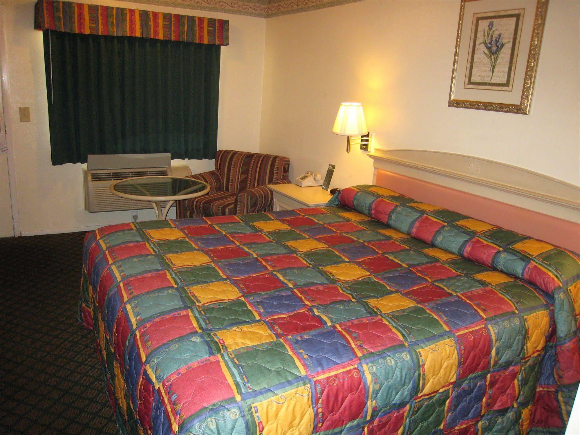 Town House Motel Lancaster Exteriér fotografie